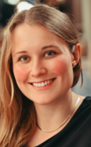 Dr Carina Mieth