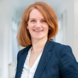 Dr Sonja Holl-Supra
